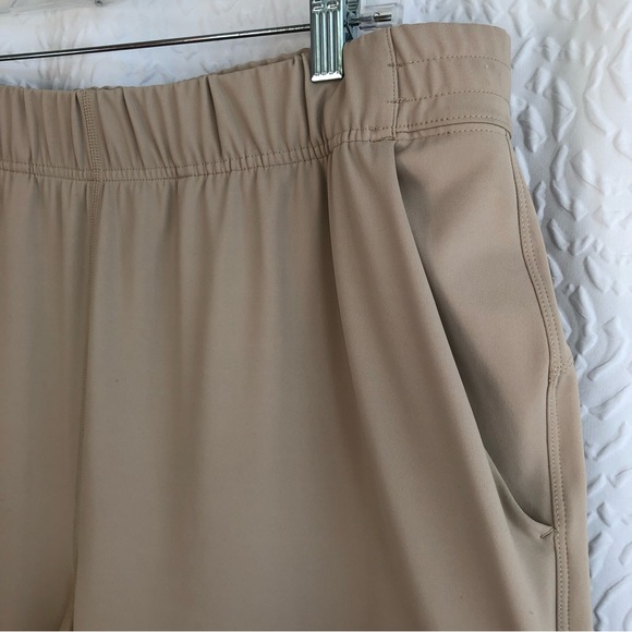 Aritzia The Group Babaton Weekender Pant High Waisted Joggers Neutral Tone Pants - Picture 4 of 13